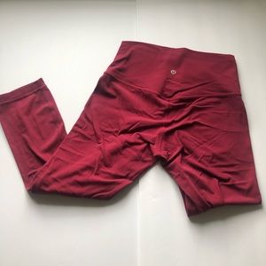 GUC 21” Lululemon Aligns Size 6